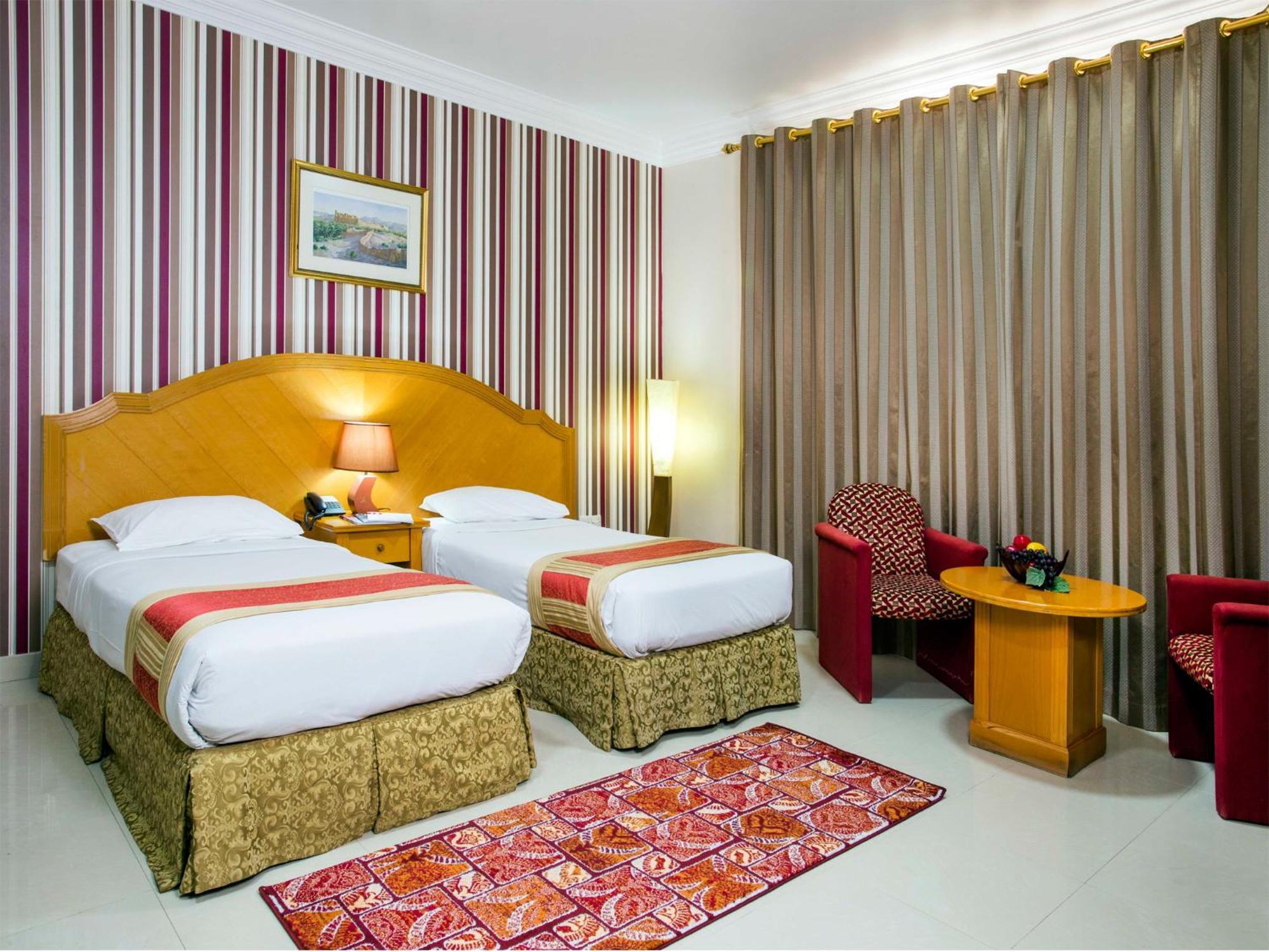 Safeer Hotel Suites Mascate Quarto foto