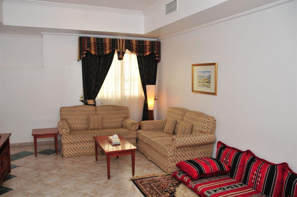 Safeer Hotel Suites Mascate Exterior foto